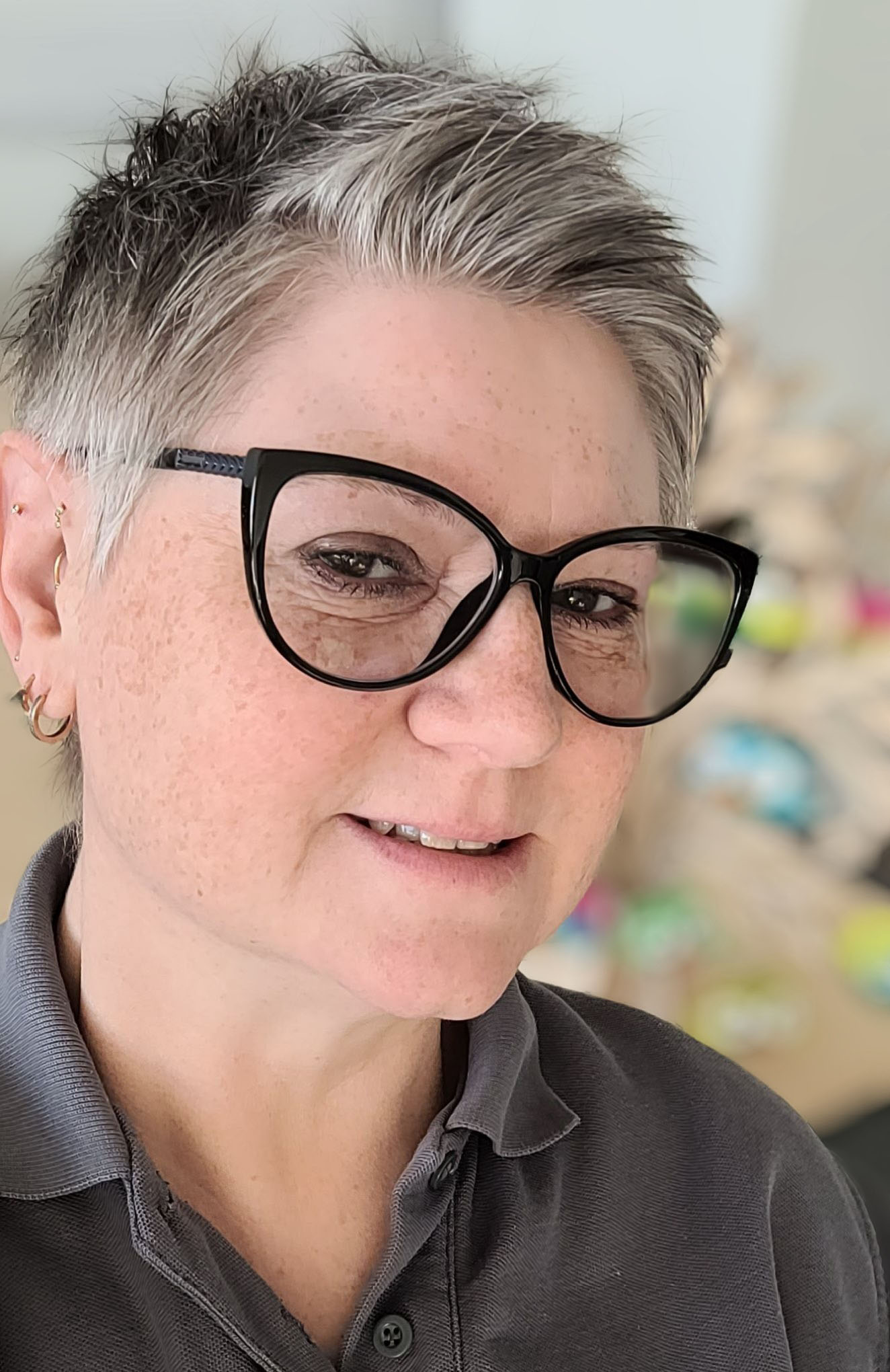 Lynn Yates, psychological coach.